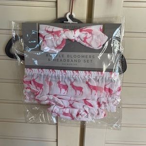 New Castle Classics Ruffle Bloomers Set